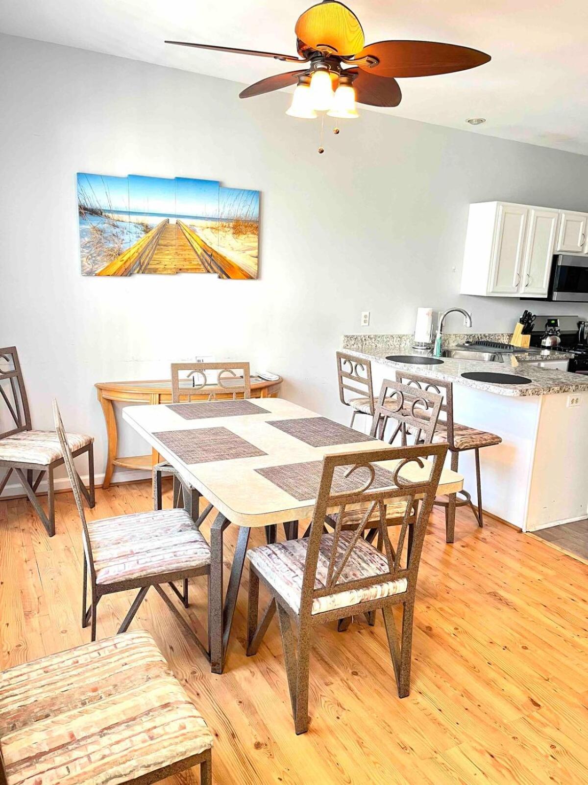 Ac House Retreat - 3 Blocks To Ocean Casino Holiday home Atlantic City